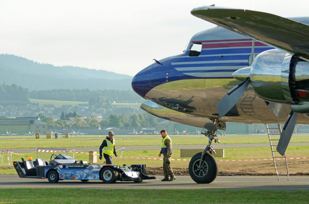 aviation mechanic jobs hiring now